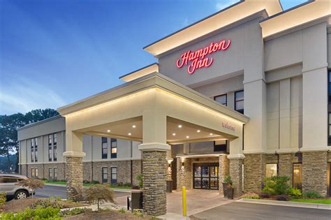 Based on 933 guest reviews. Call Us. +1 781-380-3300. Email Us. bosbt_hampton@hilton.com. Address. 215 Wood Road Braintree, Massachusetts 02184 USA Opens new tab. Arrival Time.